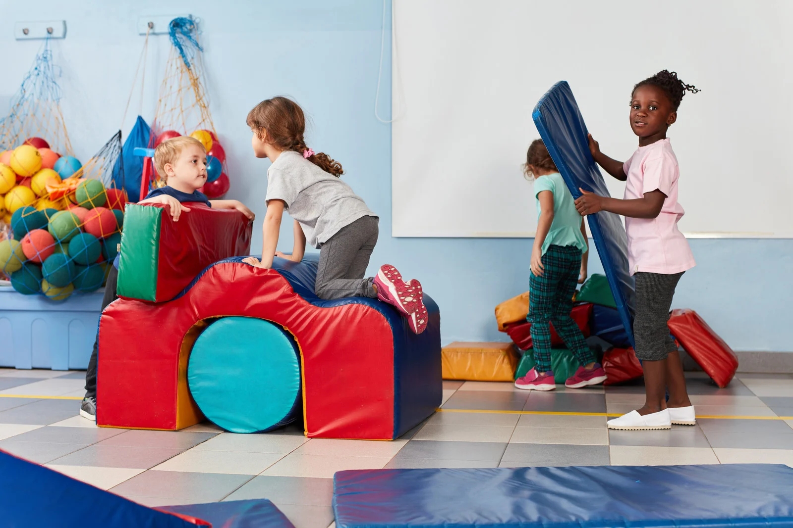 uri_ifs___M_IPCl0elUekwqBb780DZ2ncRaxYIlWjv1inrvUSUkva8